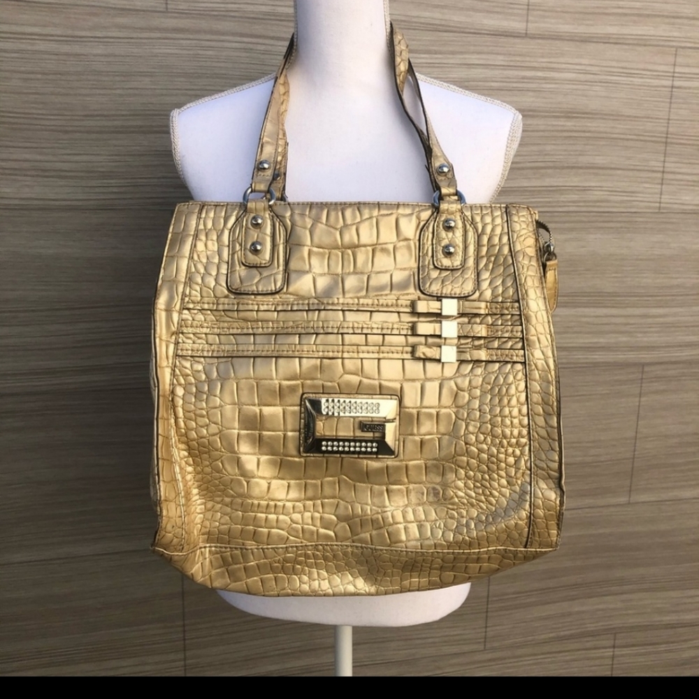 Guess purse